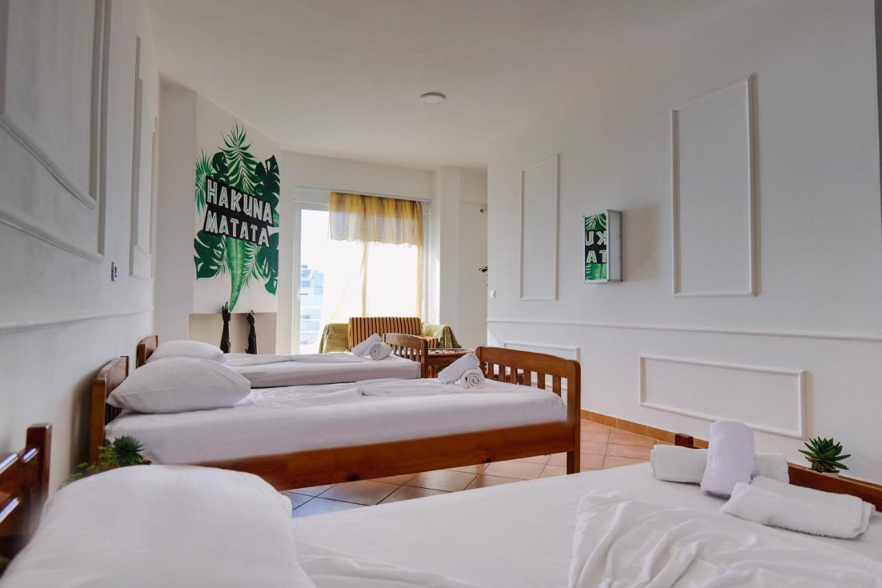 Hotel Leon Саранде Екстериор снимка
