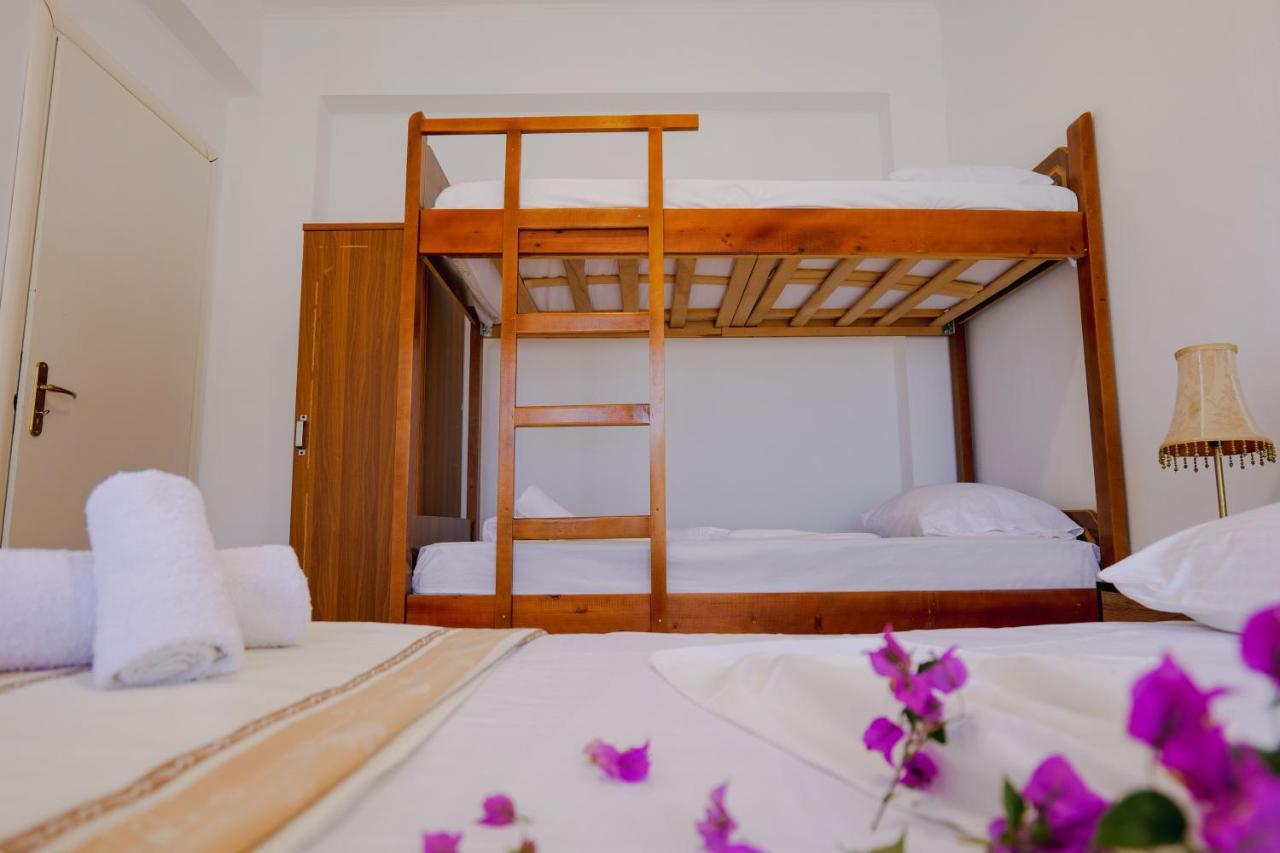 Hotel Leon Саранде Стая снимка