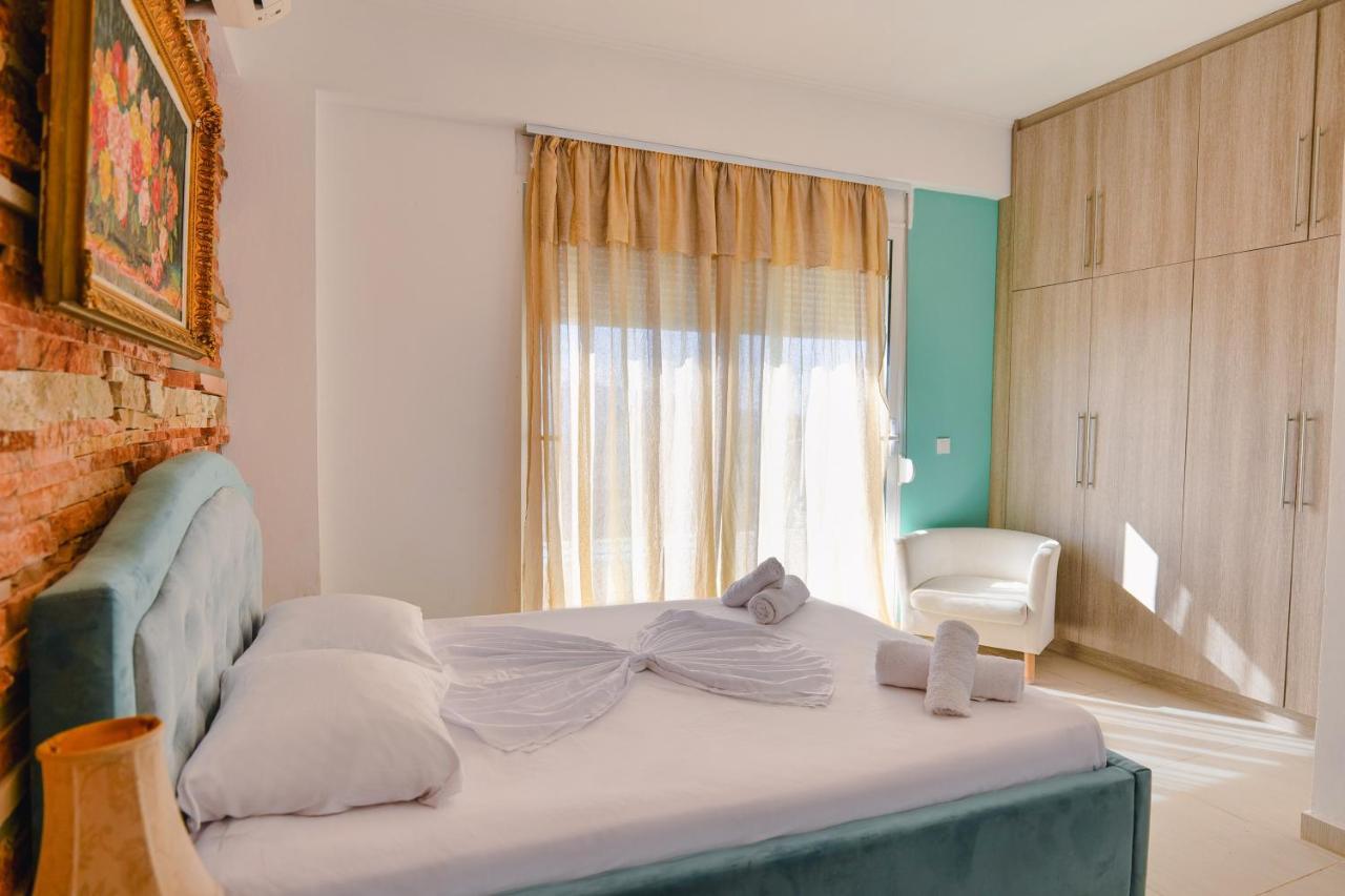 Hotel Leon Саранде Екстериор снимка